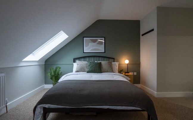 Beautiful En-suite room in modern shared home Main Photo