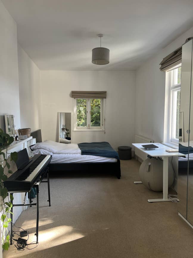Room in Marylebone - view on Paddington Sq Gardens Main Photo