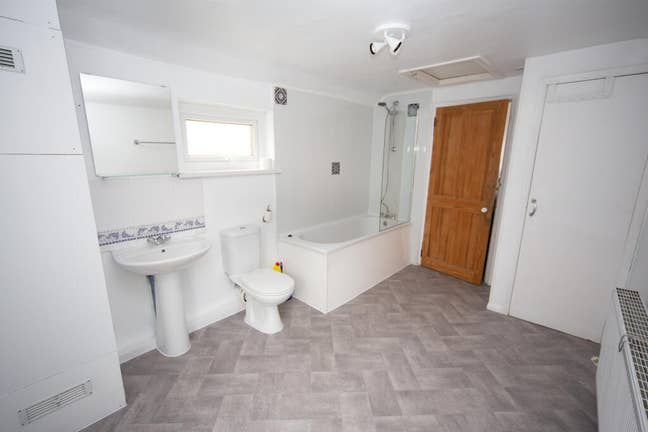 Lovely house share in Cardiff :) Main Photo