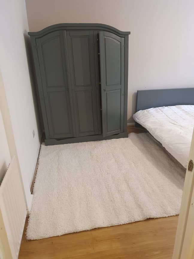 Large Beautiful roomm Main Photo