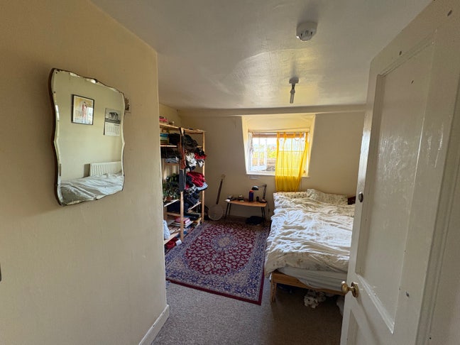 Room available Clifton Main Photo