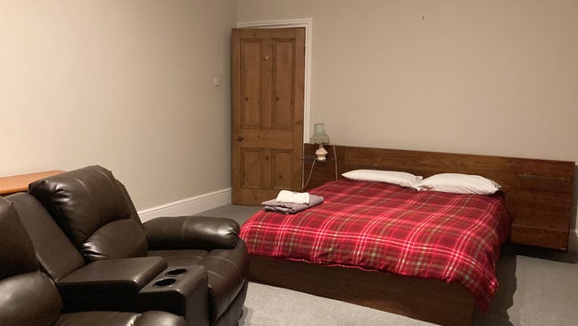 Large room in Victorian House Redland . Main Photo
