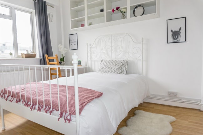 😍 Beautiful Balcony Room in Old Street 😍 Main Photo