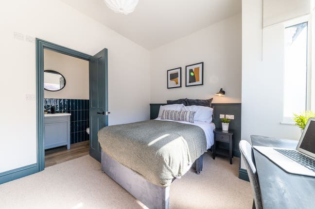 Ensuite Rooms, Bills Included, Great commute Links Main Photo