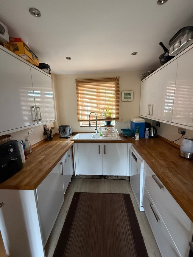 Spacious Rooms Available in Kents Hill Main Photo