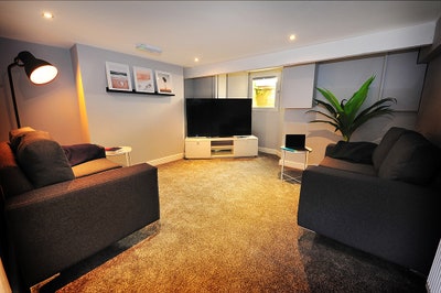 🌟 Luxury En-Suite Rooms – 7 Mins to Stockport Sta Main Photo