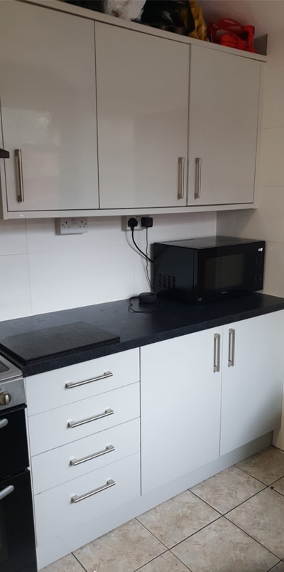 Ensuite Room in Quiet Town Centre House Main Photo