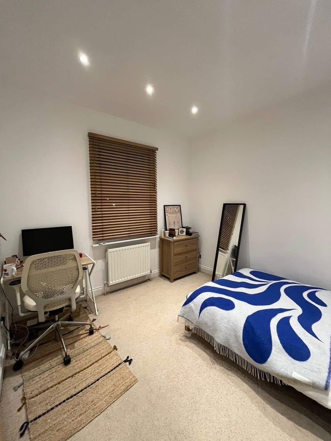 New Housemate - En-Suit Double (Female Only) Main Photo