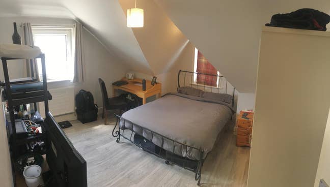 Beautiful Double Room near High Street Main Photo