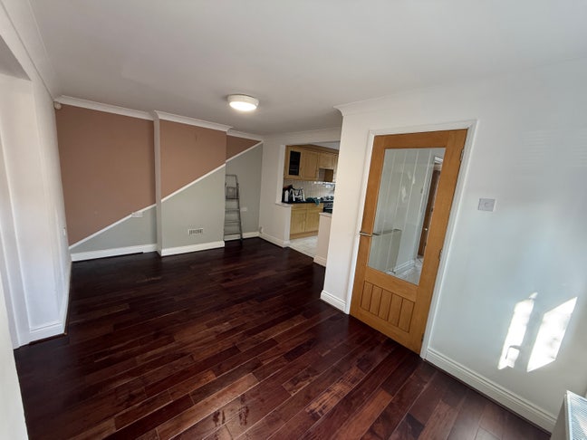 3 bedroom property for rent in Cambridge Main Photo