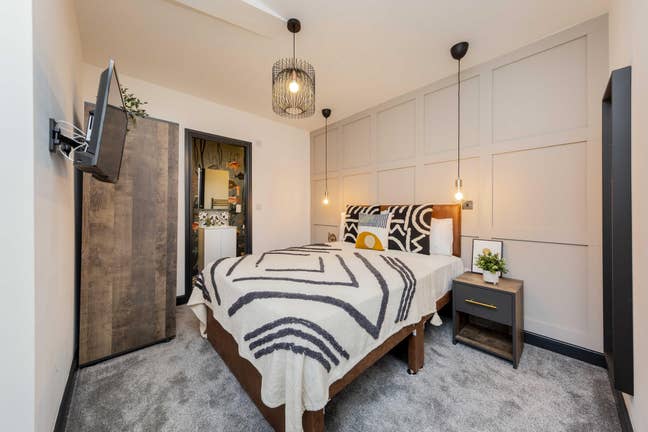 💥Wow Amazing House Share💥 One Room Left! Main Photo