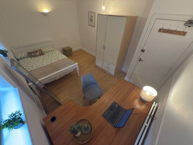 ⬇️Double - Bills inc - Lenton - Private Shower⬇️ Main Photo