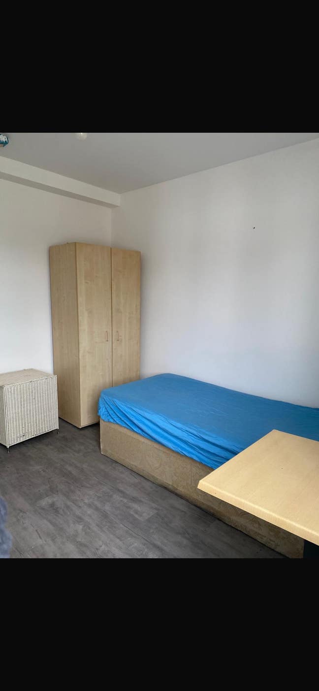 Shared Flat – Room for Rent A clean and quiet flat Main Photo