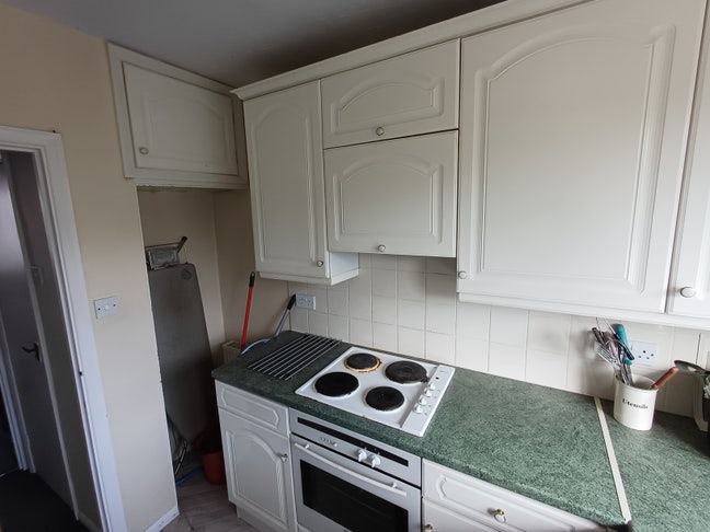 Single bed to rent in Southgate Main Photo