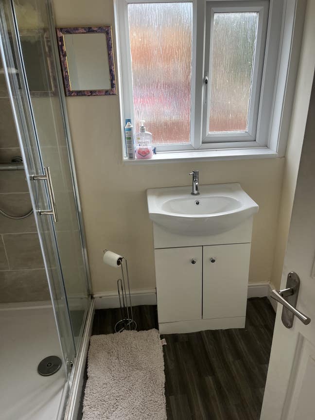 Room to rent in oswestry  Main Photo