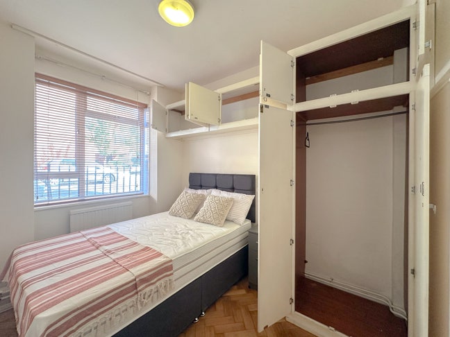 2 doubles in St Johns Wood Main Photo