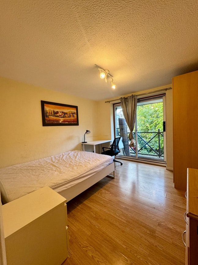 Canary wharf 3 bedroom flat  Main Photo