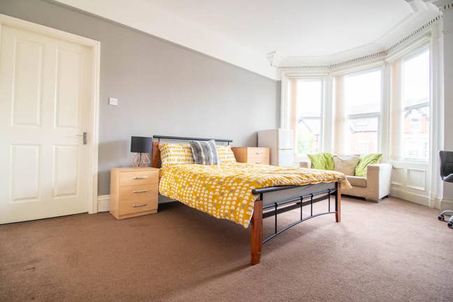 Great house share on Wingrove Road Main Photo