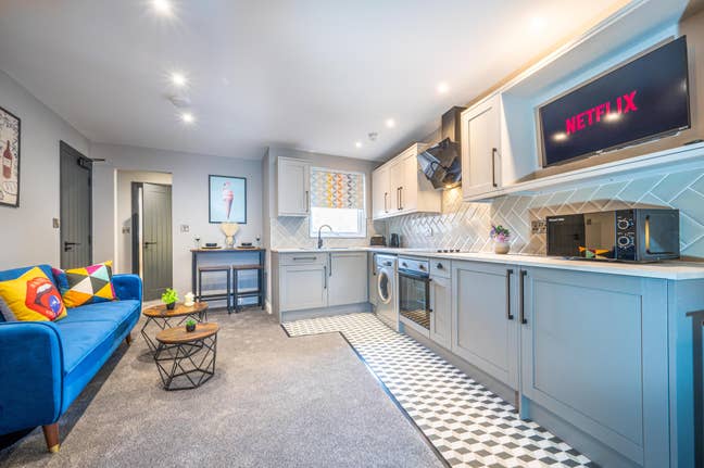 🏡 Epic Brand New 🤩 Ensuites & Studios Central🔑 💫 Main Photo