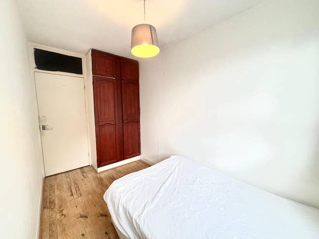 Amazing Double Room Close to Station Main Photo