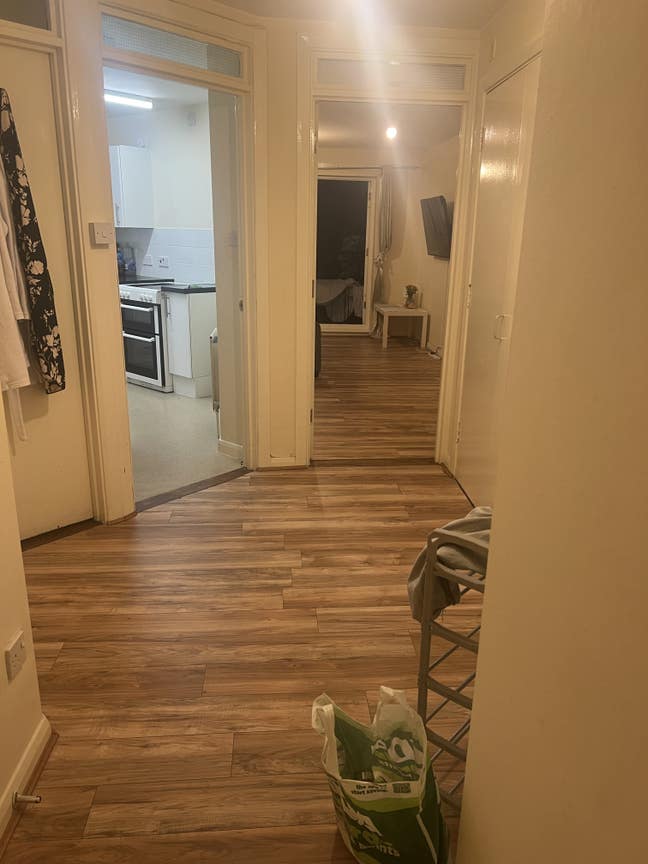Spacious one bedroom flat Main Photo