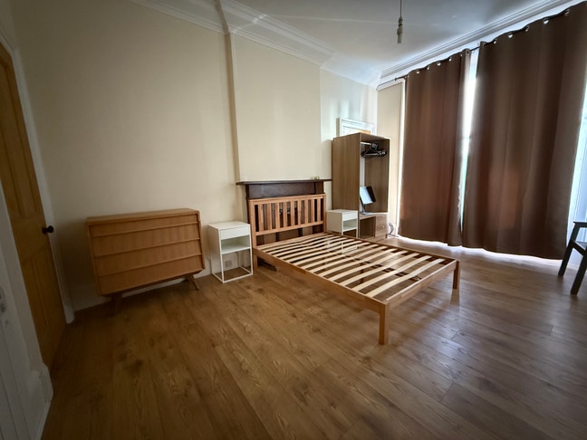 18/2 Montague Street, 1 Bedroom Available for rent Main Photo