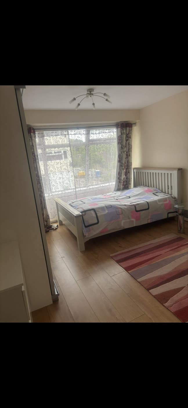 Double en suite room for rent Main Photo
