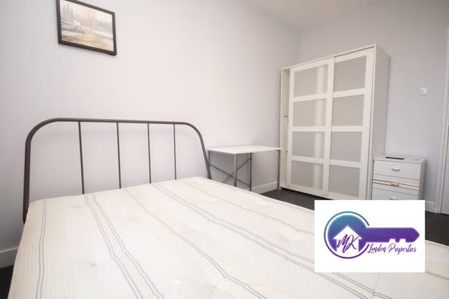 3 Rooms Available | Bills Included | W12 0LY Main Photo