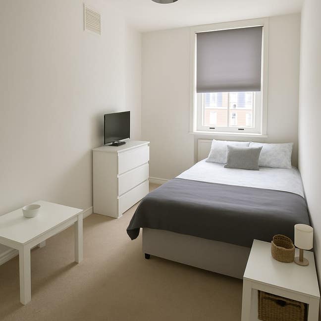 Rooms in Spacious 5-Bed Flat – Oval SW9 Main Photo