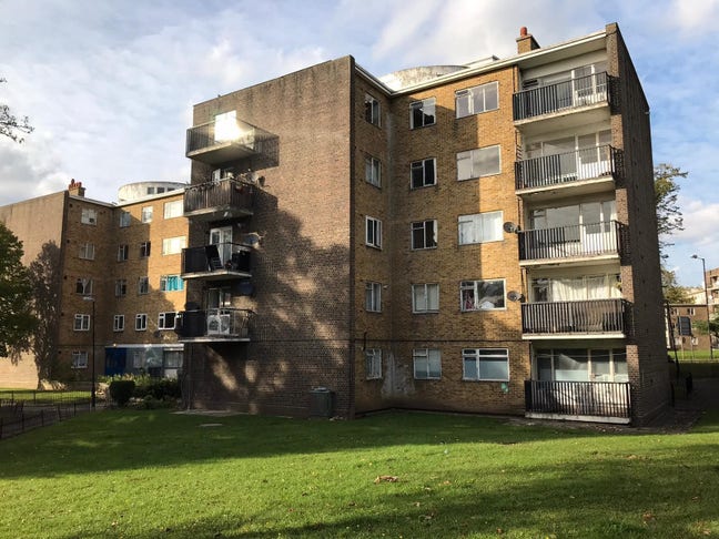 Bowie Close, Clapham Main Photo