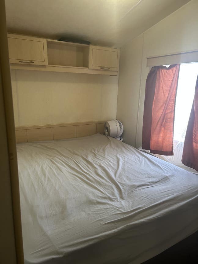 1 bhk room available in St Albans  Main Photo