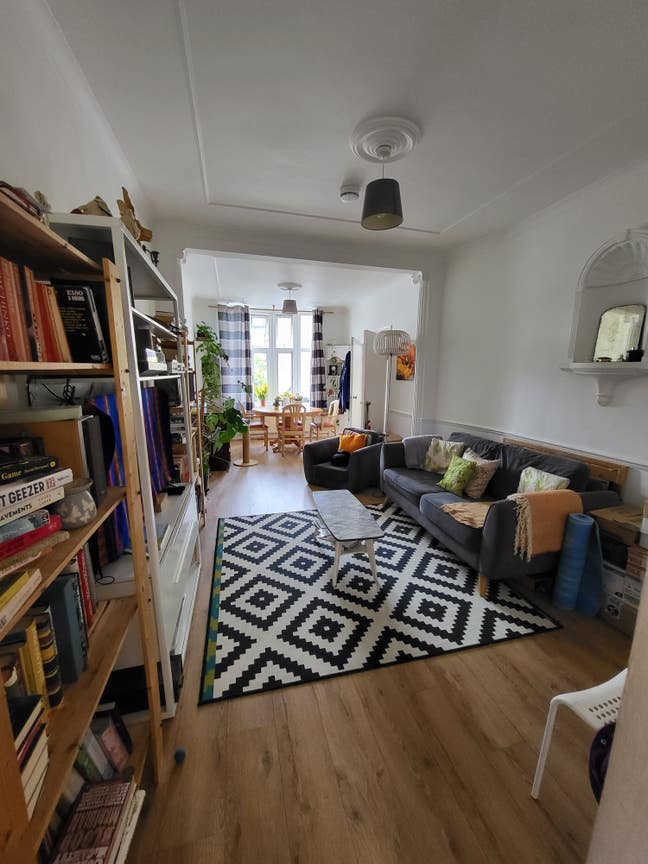 Two double bedrooms, Mon-Fri or short term let Main Photo