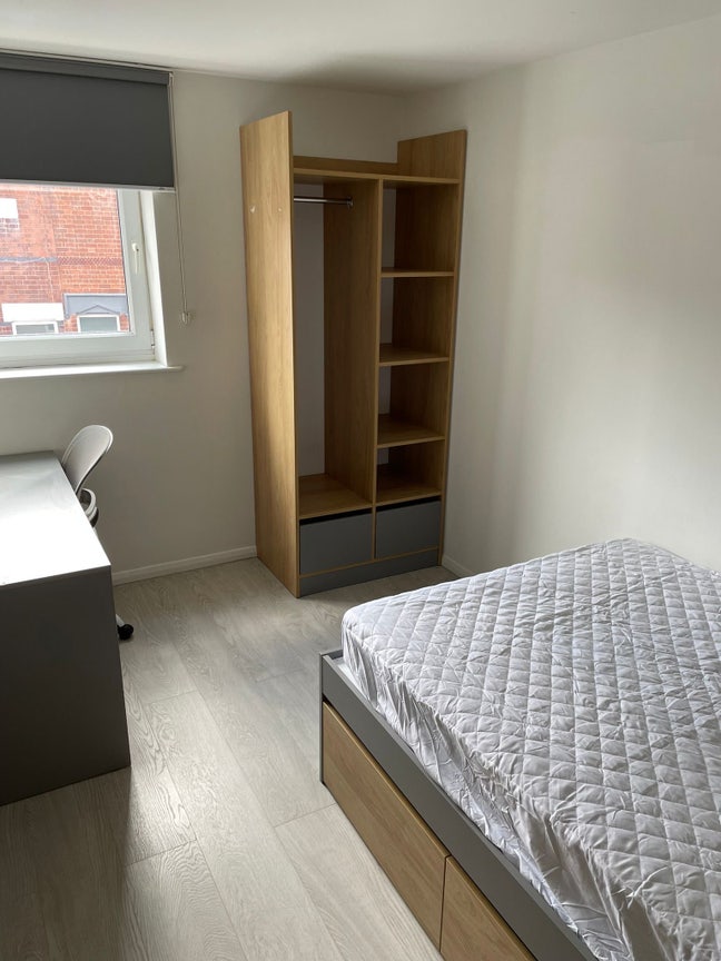 From £100 per week  Main Photo