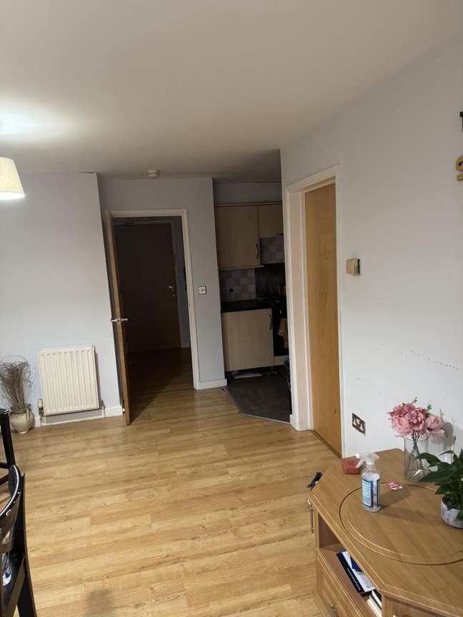 Comfortable Room , Excellent Location. Main Photo