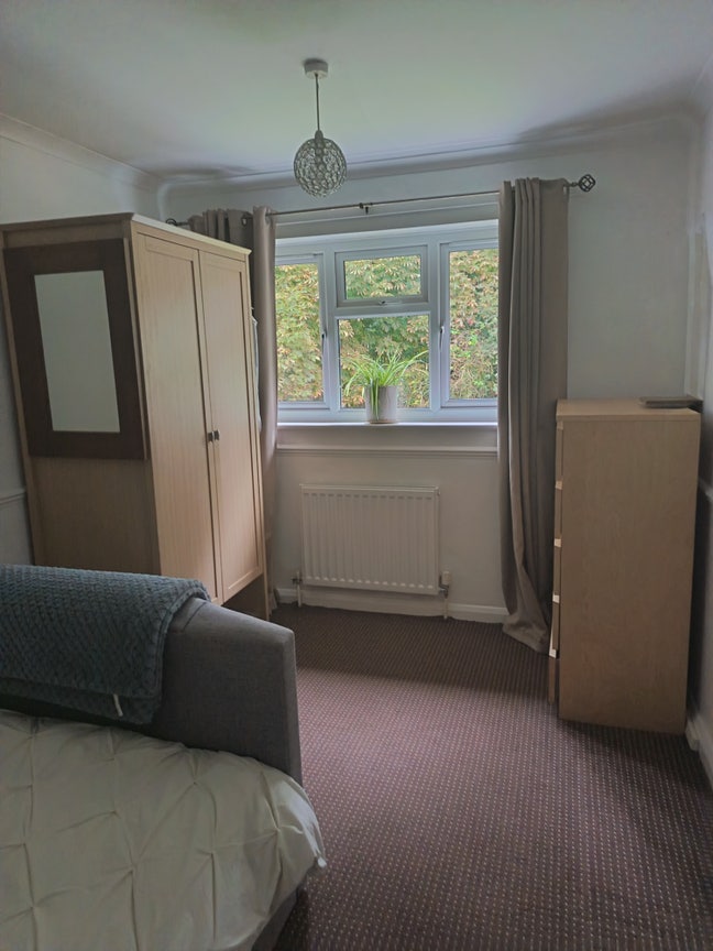 Double room all bills inc for single person only Main Photo