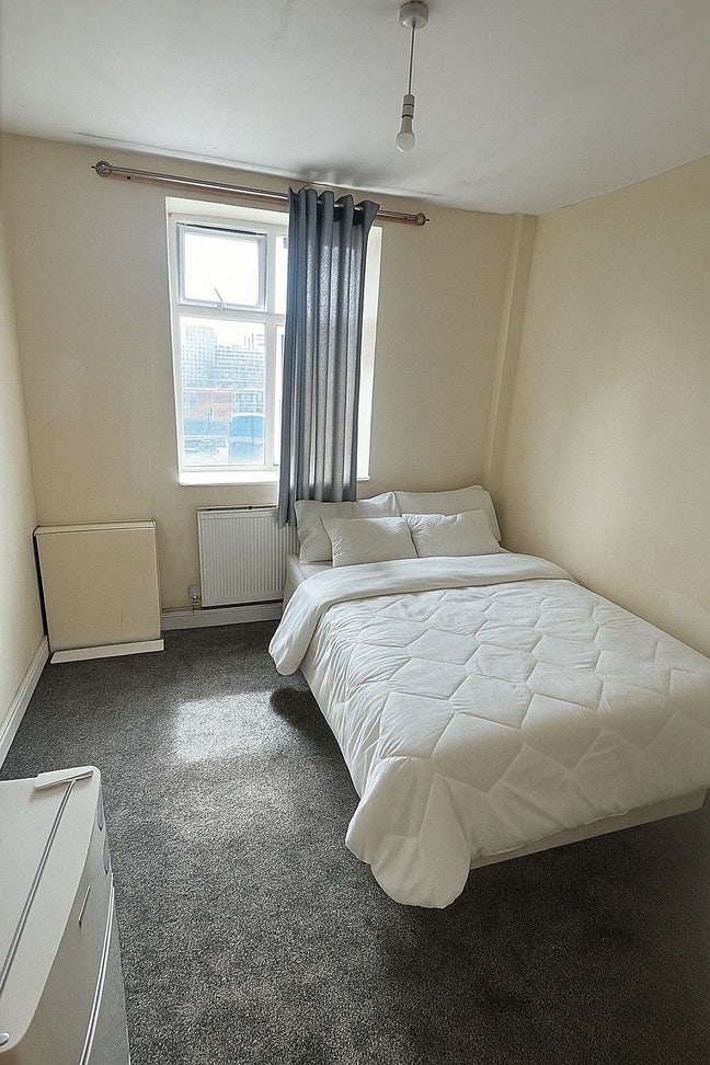 Spacious Double Room Minutes Wembley Park Main Photo