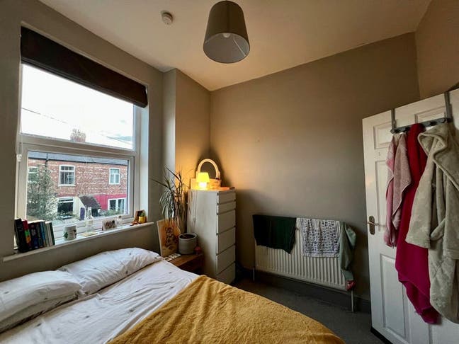 Double Room in Levenshulme Main Photo