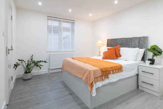 En-Suite Double Bedroom - All Bills Inc Main Photo