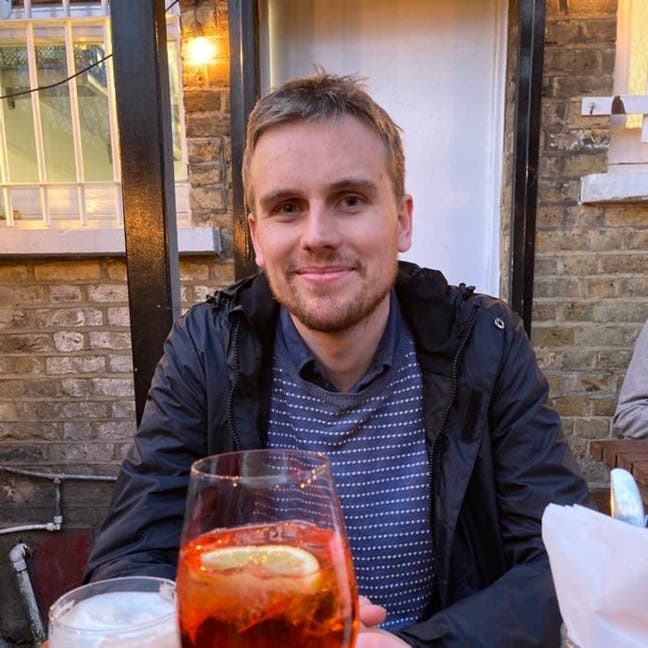 Looking for friendly houseshare Main Photo