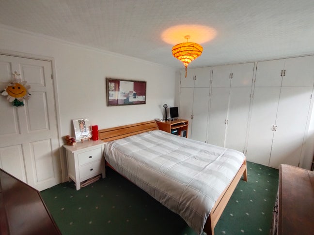 Spacious peaceful bungalow apartment in Beckley Main Photo