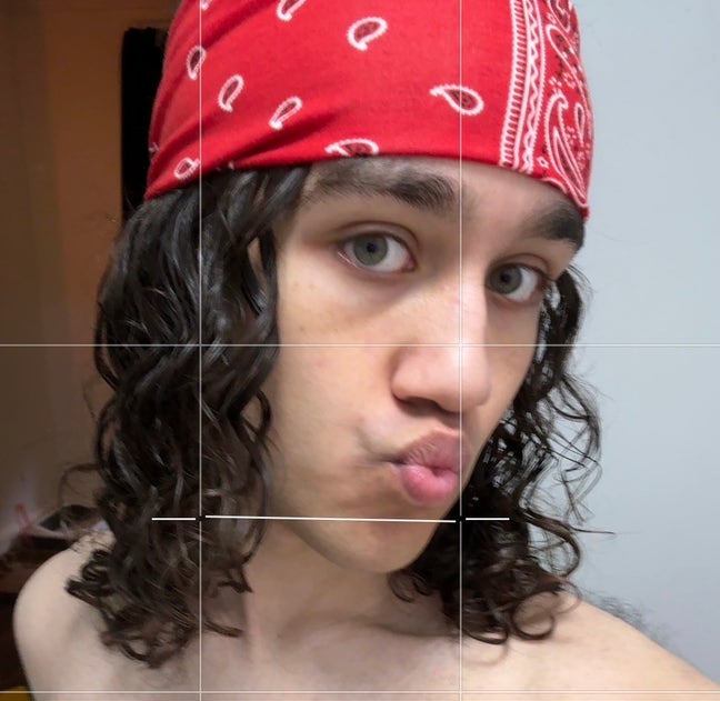 Seeking Studio or En Suite - 20-Year-Old  Main Photo