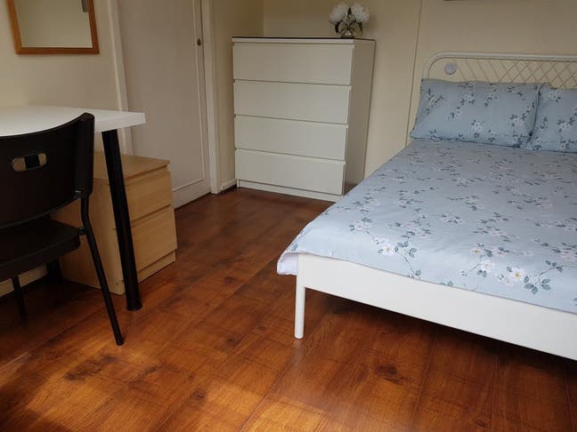 Two Comfortable Rooms in a Beautiful House Main Photo