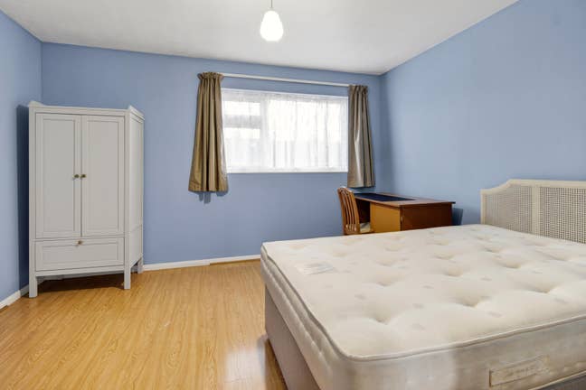 Spacious Double Room, including bills - £900 Main Photo