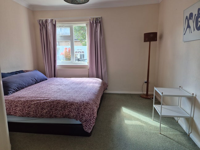 Large double Room (with en-suite) in 3-bed in Ely Main Photo