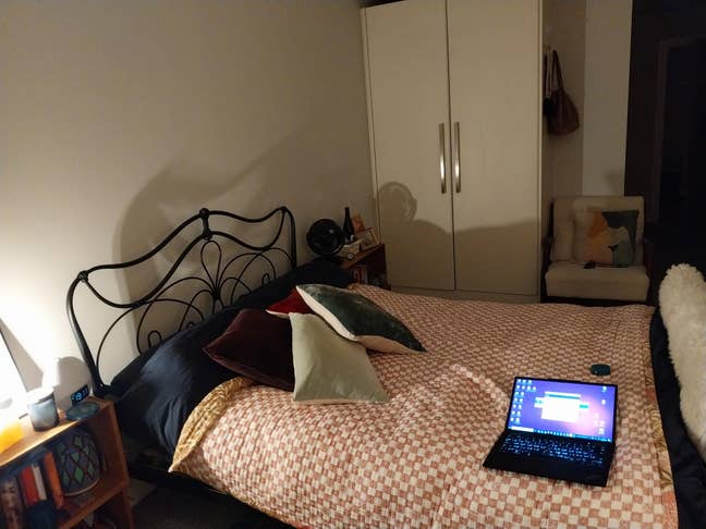 Room near Highbury & Islington and Arsenal Main Photo