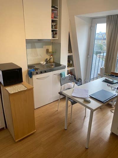 Wimbledon - en suite dble. Balcony doors. nr park Main Photo