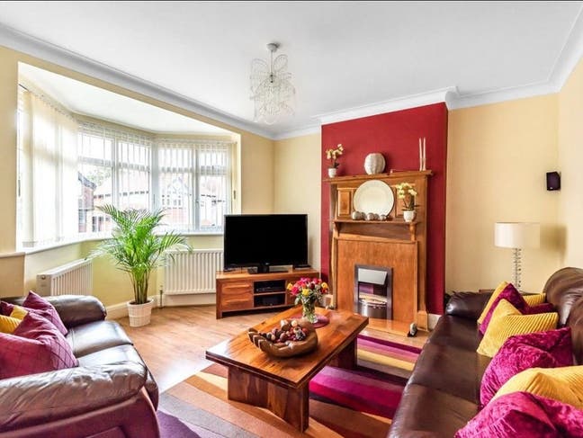 Furnished Massive Doubled room in Detached House  Main Photo