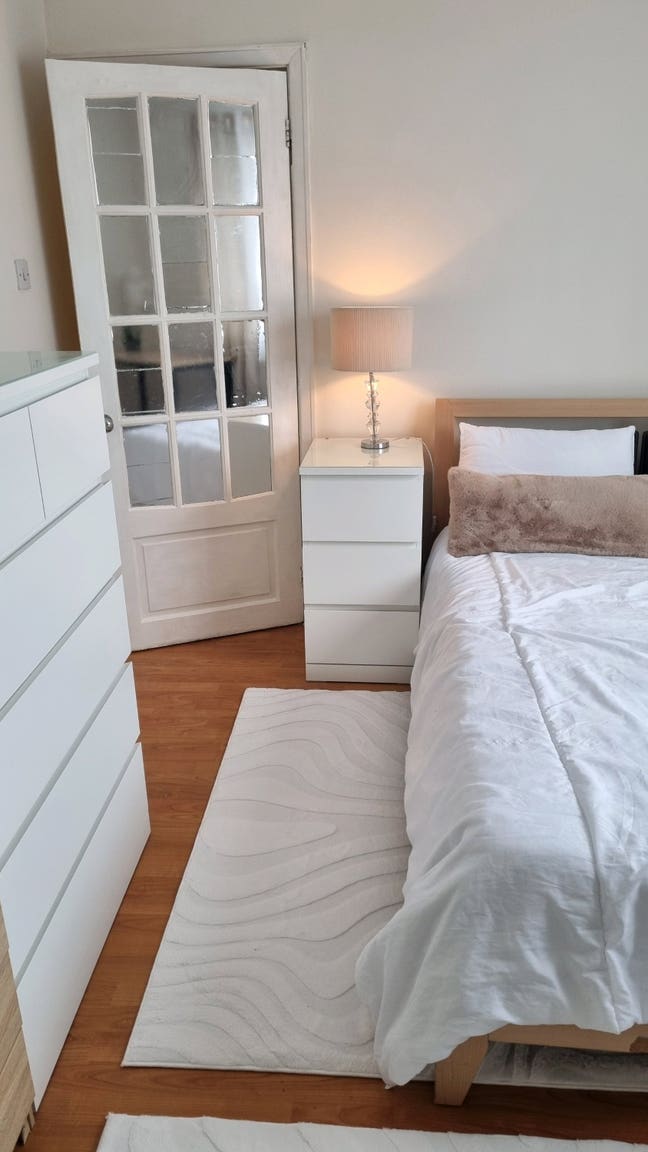 Fantastic double room with all bills included  Main Photo