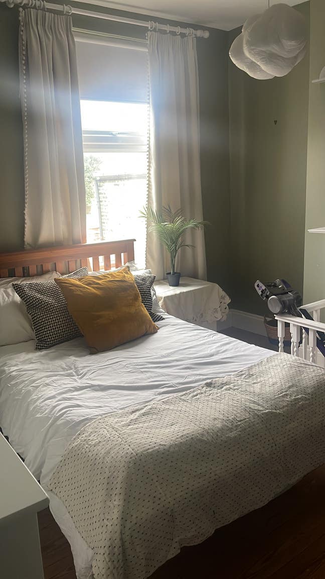 Double Room in Shared 3 bed Willesden Junction Main Photo