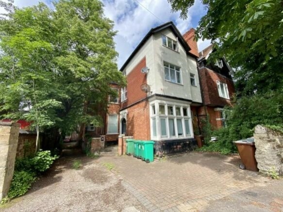 Well-presented ground floor Studio flat  Main Photo